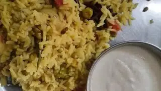 అమ్మ చేసిన kichidi/పులగం/moongdal Kichidi very tasty and easy(@AaDeViPalace)