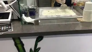 The Satisfying making of ice cream rolls