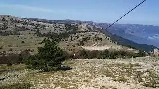 Аня Ч. на Ай-Петри. Полёт.