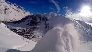Супер спуск с горы на лыжах!