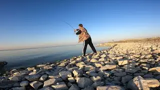 Wild fishing on the island ... for pike perch. Balkhash. Fishing with an overnight stay 2024 01.10.