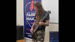 Luis Mariutti (ex Angra, Shaman) na Academia de Música Fabio Maka