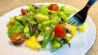 Dieses Rezept kennen nur wenige! Das Rezept für einen leckeren Avocado-Mango-Salat.Gesund und lecker