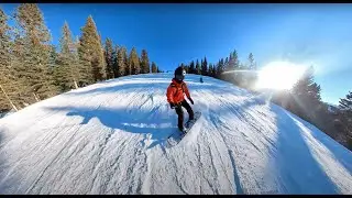 Snowboarding in Vail Resort, Co