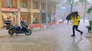 Heavy rain 🌧 with snow ❄️ what a beautiful weathers