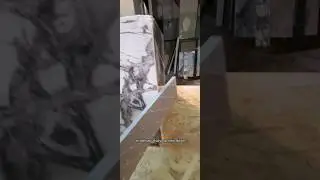 проверяю на прочность углы на раковине