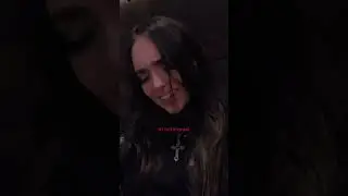 написала новую песню