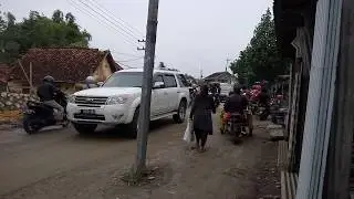 Sampang - Blega Macet poll perbaikan jembatan