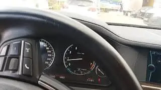 BMW 7 серия руль в ужасе)