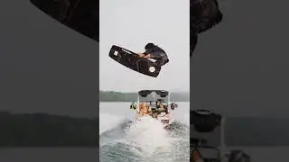 You be the judge. Who has the best favorite trick? Josh Twelker #hyperlitewake