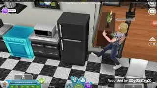 Династия Уокер #6\Поход за покупками\The sims free play