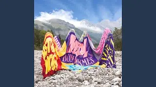 Souvenirs, souvenirs, souvenirs