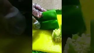 capsicum cutting style #capsicum #foodshorts #vegan #vegetables #cuttingskills #cooking #viralvideo