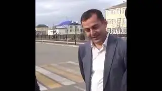 Посмотрите на это лицо, подлости и фальши выше крыши ! А благородство и образованности - ноль !