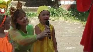Веселые фрукты и овощи