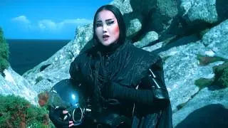 C Z A R I N A - Empire (OFFICIAL VIDEO) | darkTunes Music Group