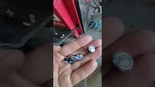 Как вставляют шипы. #авто