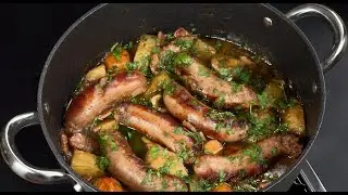 Dublin Coddle Recipe. Traditional Irish Sausage and Potato Stew