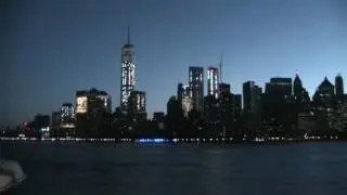 Einlaufen der AIDAdiva in New York