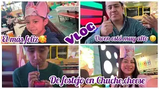 Vamos a chuchee,cheese a celebrar a mi sobrino +No dejaron subir a Owen 😔