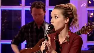 Lenna Kuurmaa ja Jaan Pehk Mina Jään