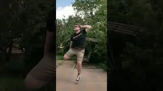 Зачем ей все шелка цветные облака