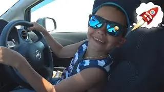 Отдых на Кипре Vlad сам управляет машиной GT-Kids Vlad & Max