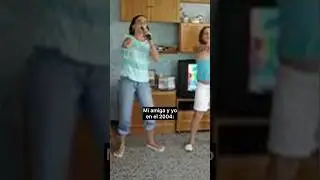Mucho mejor la coreo del 2004, ¿no? 😂 pd: buenos micros los mandos de la tele