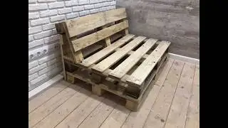 Мебель из поддонов. Диван из деревянных поддонов. Поддоны в интерьере дома.