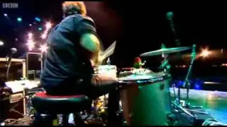 Paramore -- Brick By Boring Brick (Live In England.)