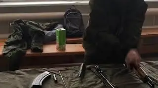 Не полная разборка-сборка+разряжение-заряжение магазина 10 патронов ак-47(боевой)
