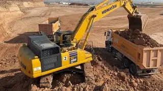 Komatsu Excavator Double-sided truck loading
