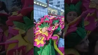 второй день карнавального шествия в Будве Черногория