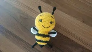 amigurumi oyuncak arı yapımı