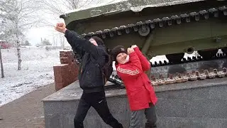 Бобры идут искать нож у Ромашова