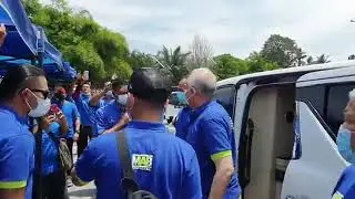 Kelibat Najib semasa kempen DUN  Slim