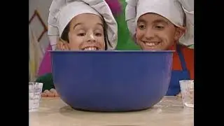 Barney Songs Double Feature plus Musical Scrapbook (1995-2000)