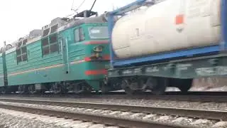Перезапуск видео. ВЛ80С-2536 в голове наливного поезда на перегоне Еремеевка - Раздельная-1