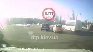 ⚡️Момент ужасного утреннего  ДТП на 📍проспекте Бажана.