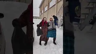 Не паркуйте свои автомобили там, где ходят 