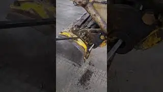 What you doing to that blade? 