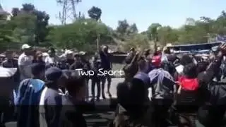 Ucapan terima kasih dari supporter Persila untuk Bonek
