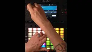 Akai Force: Creative Workflow Demo (or How To Play For Hours Without Loading A New Project)