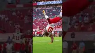 TYREEK HILL BACKFILP INTO MIAMI #shorts  #footballedits  #edit #tyreekhill #backflip