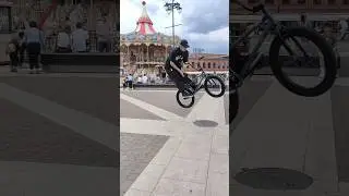 трюки на bmx barspin street Poland #dimabar #bmx #bmxlife #бмх #bmxstreet #bmxstyle #łódź #shorts
