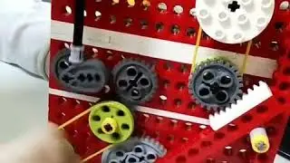 Кривошипно шатунный механизм на Lego WeDo в IT-школе Мела Росса