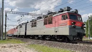 Медленно проходит ВЛ80С-1391 с грузовым составом