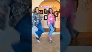 Who is that behind us? 🤪🤣 #shortsfeed #tiktok #trendingshorts