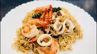 Spicy Seafood Drunken Noodles