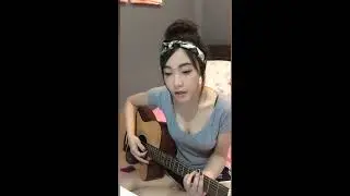Bigo LiveVideo 20170829 230902 Cute Girl Sing and Playing Giuta